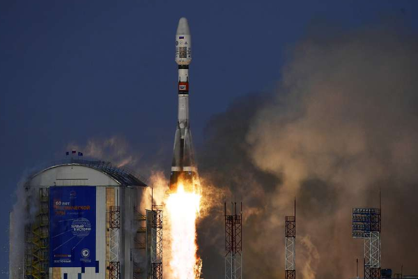 Обломки ступени ракеты-носителя «Союз-2.1б» приземлились неподалеку от Карпинска - Фото 1