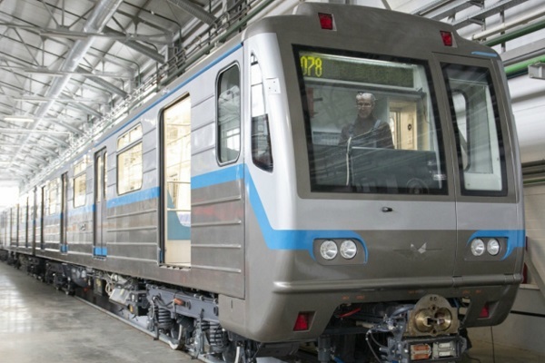 В метро Екатеринбурга начали обкатывать новые вагоны из Мытищ - Фото 1