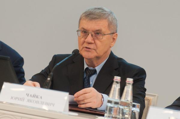 Куйвашев рассказал Чайке о проблемах введения мусорной реформы в регионе - Фото 1