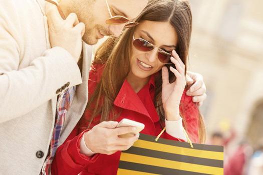 Екатеринбуржцы отправили на 14 миллионов больше фото из торговых центров - Фото 1