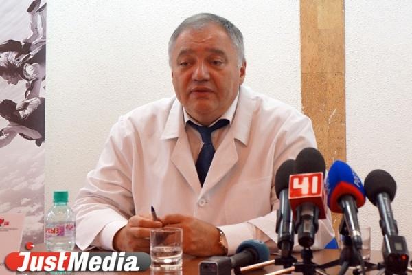 Ян Габинский продолжит руководить Уральским институтом кардиологии - Фото 1