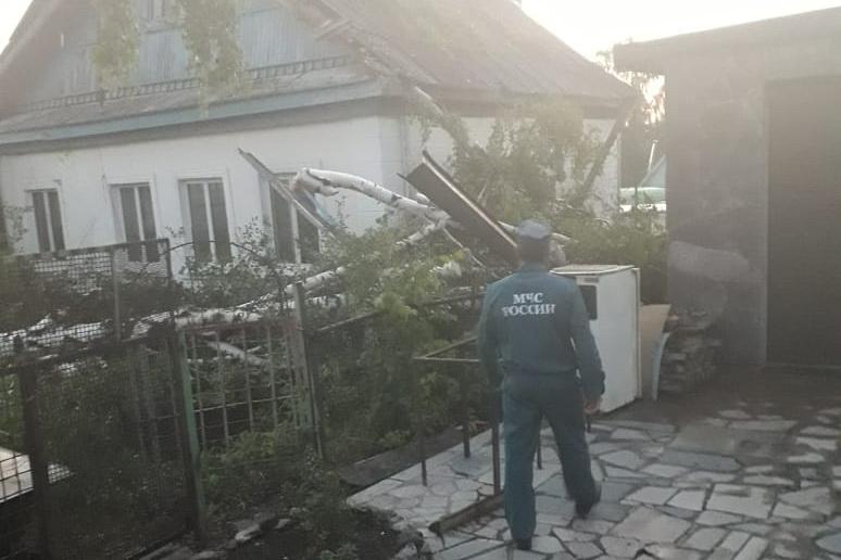 Ураган оставил свердловский муниципалитет без газа и электричества - Фото 1