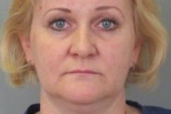 В Екатеринбурге разыскивают мошенницу, которая заняла у знакомых 160 млн рублей и скрылась с деньгами - Фото 1