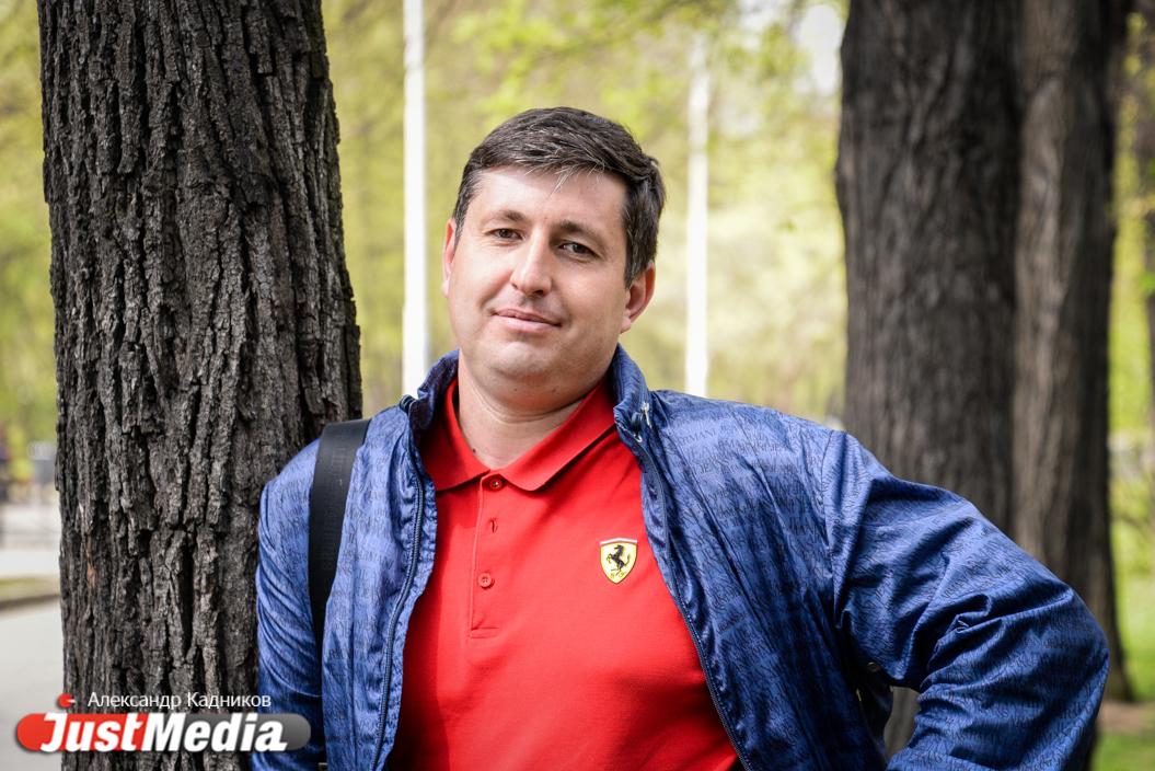 «Били профессионально». В Екатеринбурге напали на общественника Алексея Беззуба - Фото 1