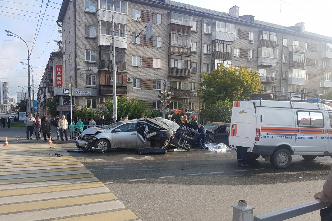 В отношении уличного художника, совершившего смертельное ДТП на Малышева, возбуждено уголовное дело - Фото 1