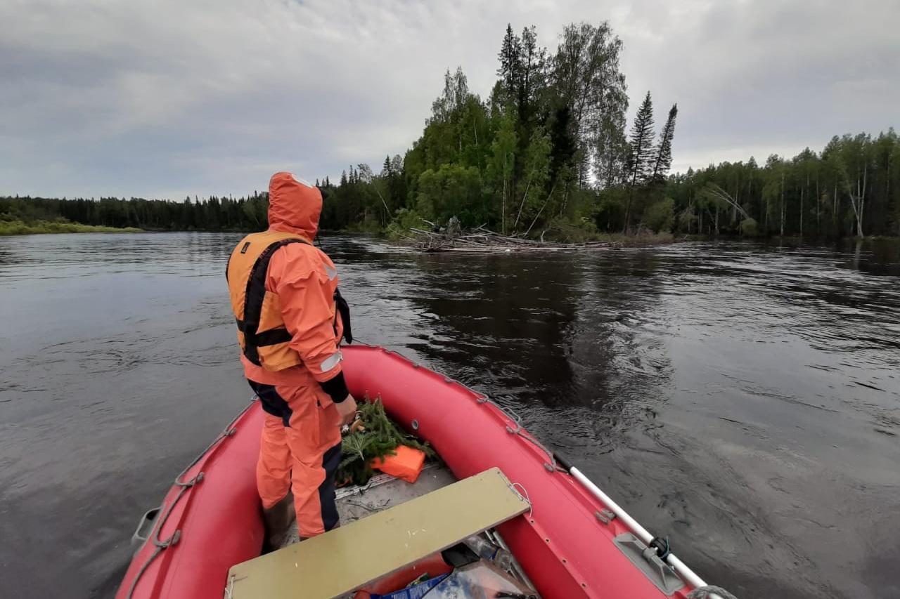 Спасатели обследовали 130 км Лозьвы в поисках пропавших манси - Фото 1