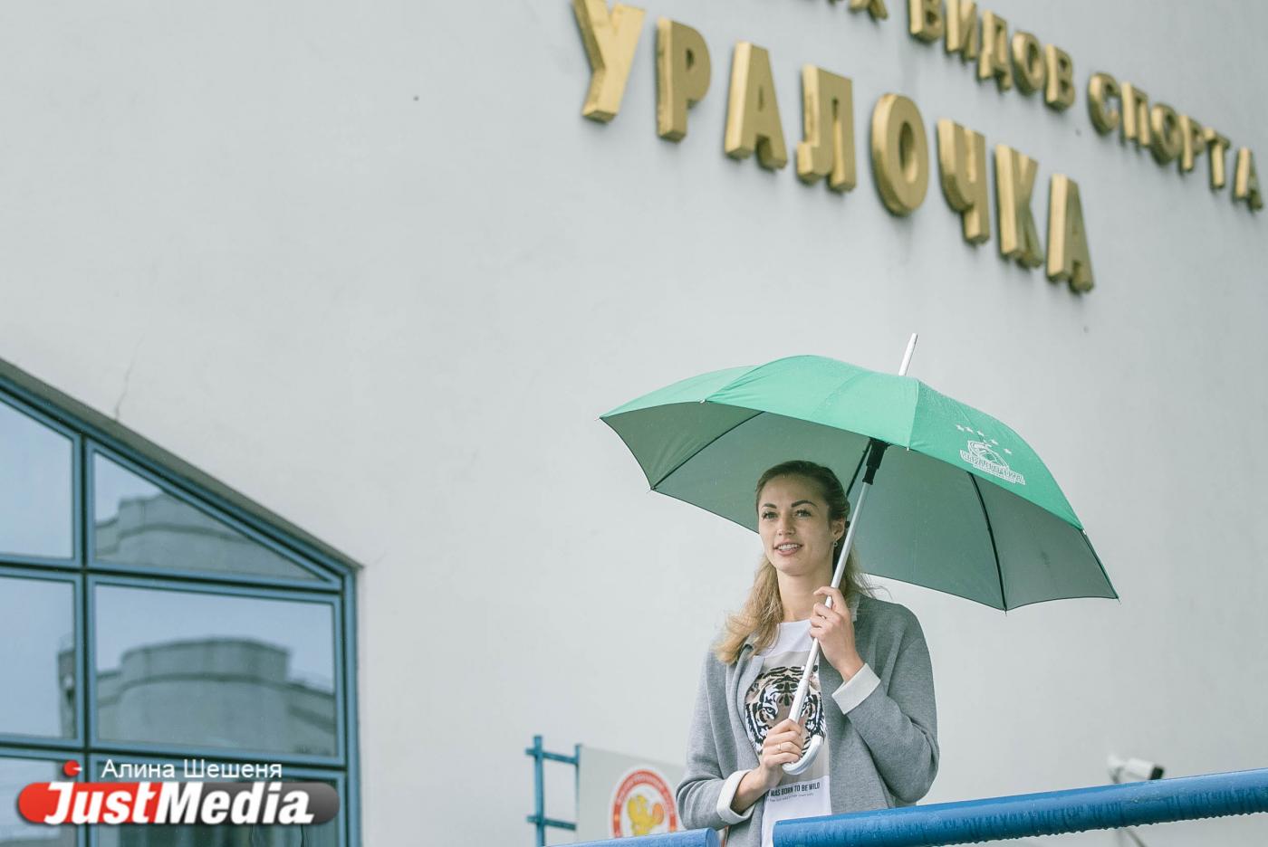 Вера Саликова, «Уралочка-НТМК»: «На улице прохладно, а в душе и в семье так тепло». В Екатеринбурге +23 - Фото 1