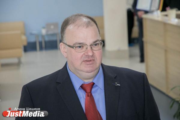 Несколько хирургов нижнетагильской больницы передумали увольняться после встречи с министром Цветковым - Фото 1