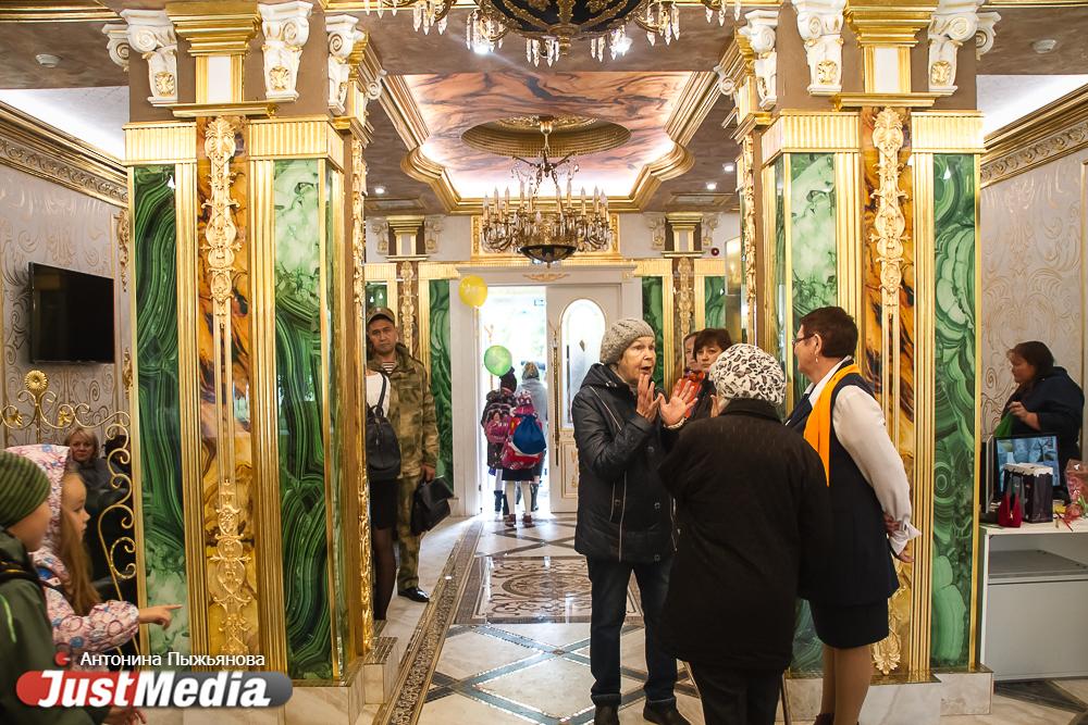 Губернатор Куйвашев — о ремонте в школе Симановского: «Со вкусом — да, есть вопросы» - Фото 1