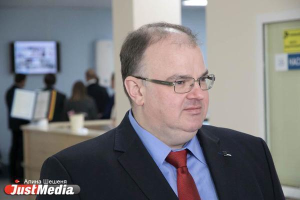 Министр здравоохранения Цветков встретился с врачами Североуральска - Фото 1