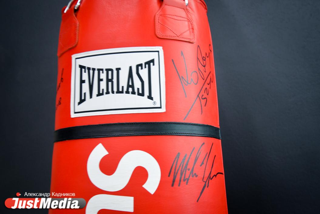 В полуфинал чемпионата мира по боксу, проходящего в Екатеринбурге, вышли четыре россиянина - Фото 1