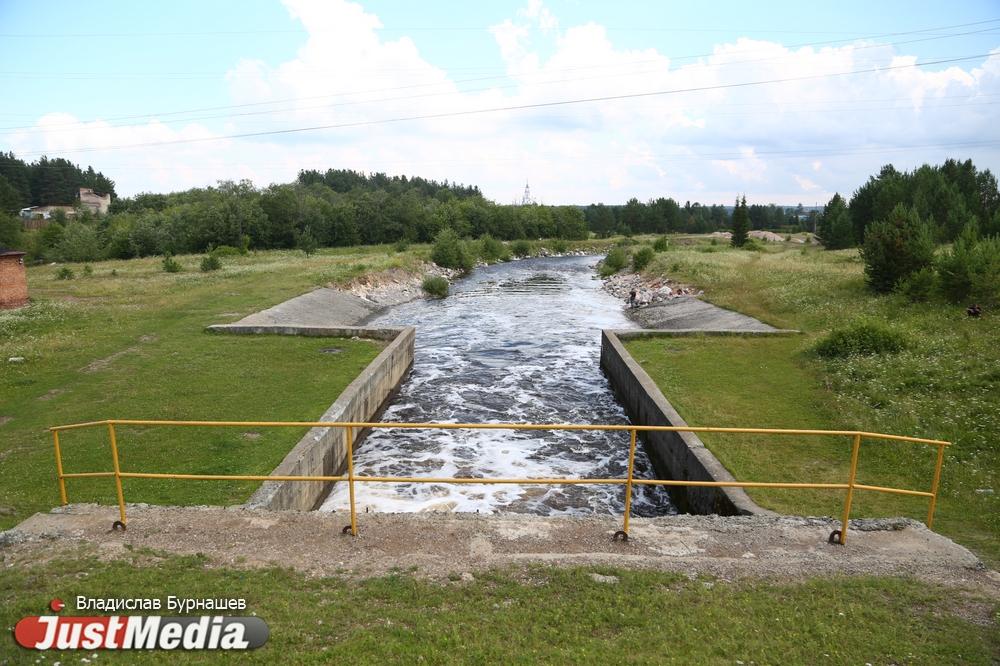 Низкий уровень осадков не позволил Екатеринбургу заготовить воду на зиму - Фото 1