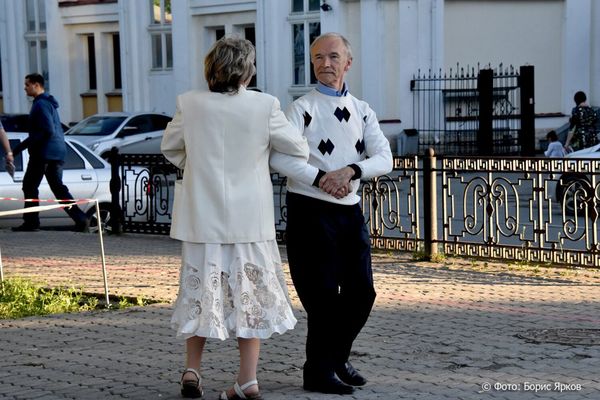 Есть ли счастливая жизнь после 80? В области развивают сеть помощи пожилым