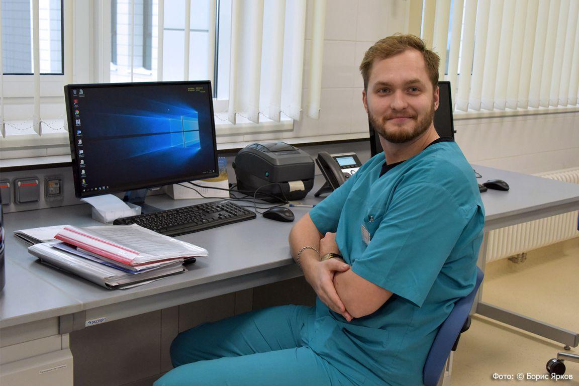 Об инсульте через YouTube: уральские врачи начали учиться через Интернет - Фото 1