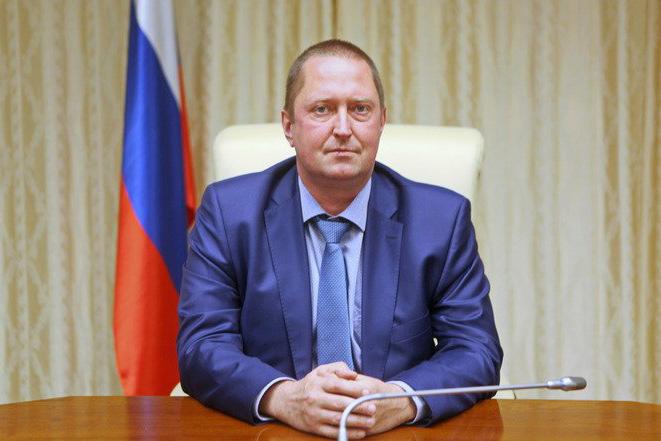 Полпред Цуканов нашел замену помощнику, уволенному из-за госизмены - Фото 1