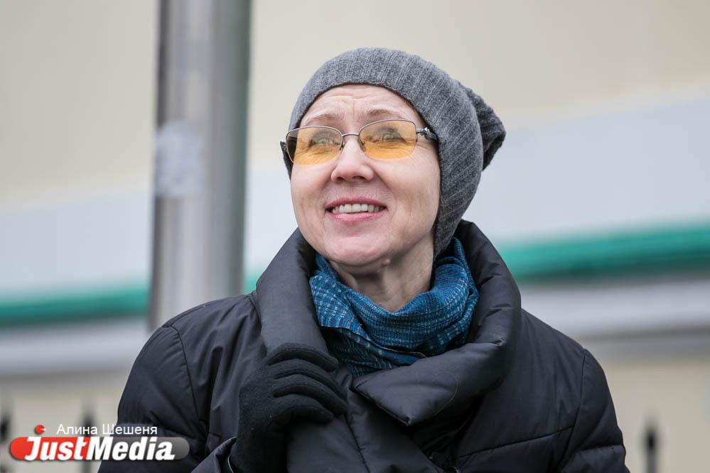 Нинель Бритвина, МИЕ: «Предлагаю радоваться каждому дню и не сетовать на погоду». В Екатеринбурге -4 градуса и снег - Фото 1