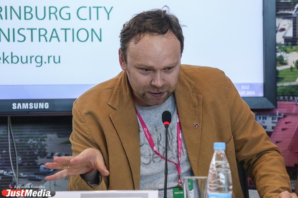 Политолога Крашенинникова оштрафовали за неуважение к власти - Фото 1