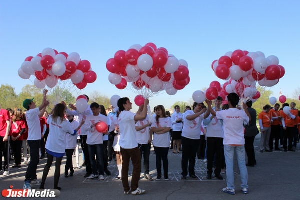 УрФУ откажется от запуска воздушных  шаров во время выпускного - Фото 1