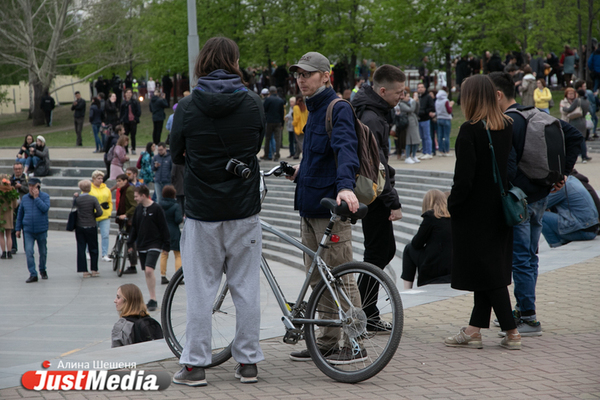 Патриарх Кирилл назвал протесты в сквере у Драмтеатра «хорошо организованной политической акцией» - Фото 1