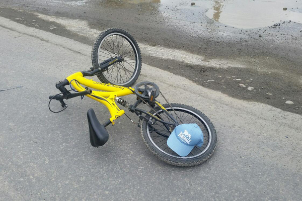 В Березовском водитель кроссовера сбил 12-летнего велосипедиста - Фото 1