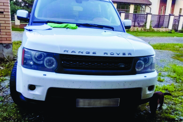 Приставы арестовали у свердловчанина Range Rover за кредитный долг в 1,4 млн рублей - Фото 1