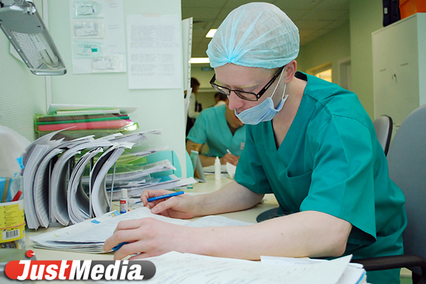 «Зарплата – не самое главное требование». Заведующий хирургией городской больницы №1 Нижнего Тагила назвал причины массового увольнения врачей - Фото 1