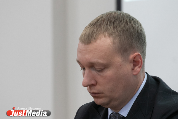 Зарубежные акции и бунгало в Испании: стало известно, чем владеют кандидаты в депутаты свердловского заксобрания - Фото 1