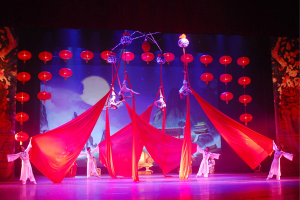 Китайское акробатическо-цирковое шоу «Щелкунчик» отменило выступление 23 ноября - Фото 1