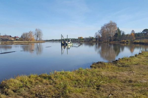 Заплатят 300 тысяч: власти наказали компанию за сброс отходов в водоохранной зоне - Фото 1