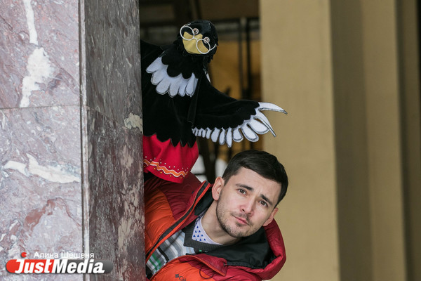 Алексей Палкин, Театр кукол: «Мне вот такая погода нравится: хорошо, тепло, красота». В Екатеринбурге  +1 градус 