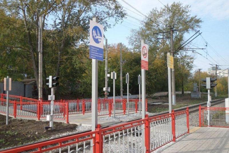  В 2020 году СвЖД построит четыре современных одноуровневых пешеходных перехода через железнодорожные пути  - Фото 1