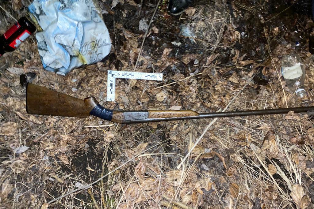 В Каменске-Уральском местный житель застрелил из охотничьего ружья мужчину, который якобы избил его знакомую - Фото 1
