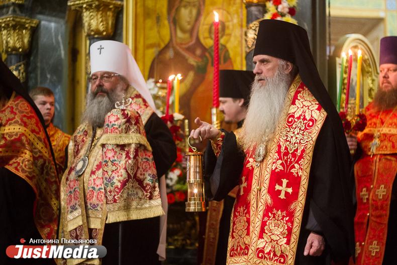 Митрополит Кирилл перед Пасхой сделал заявление по поводу запрета на проведение массовых религиозных обрядов - Фото 1