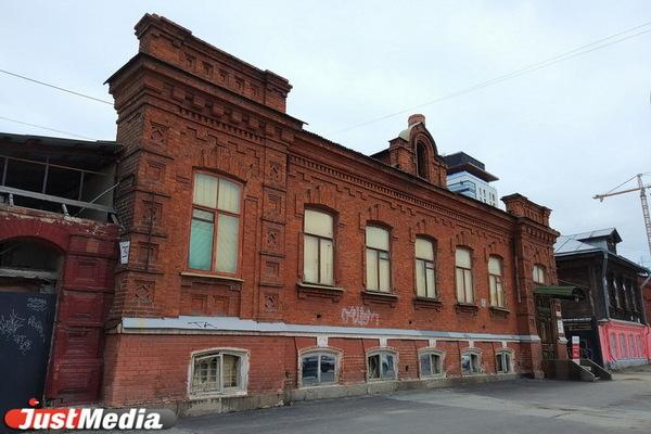 В Екатеринбурге летом начнется капитальный ремонт улицы Горького за 380 миллионов рублей - Фото 1