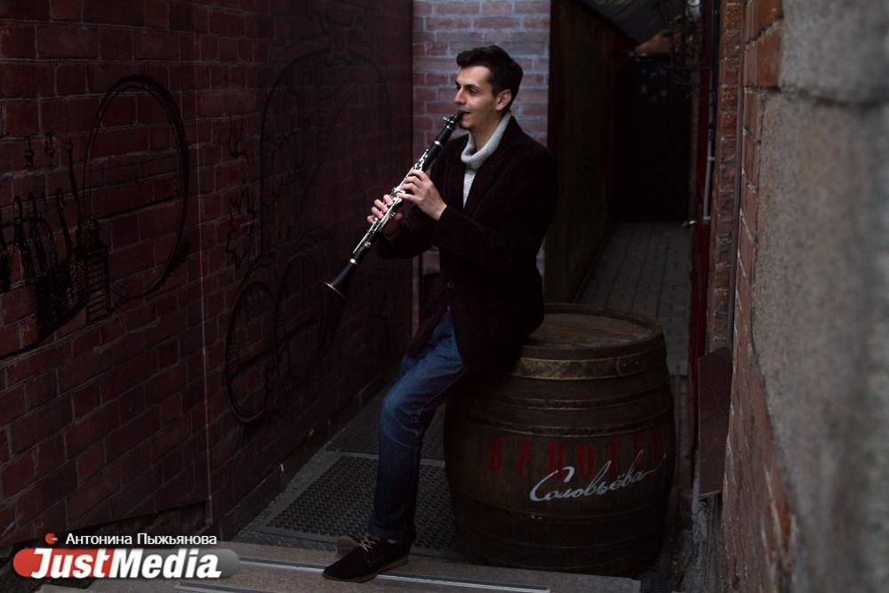 Сантьяго Аристисабль, Kickin' Jass Orchestra: «Я из Колумбии, у нас там всегда тепло». В Екатеринбурге +26 градусов - Фото 1