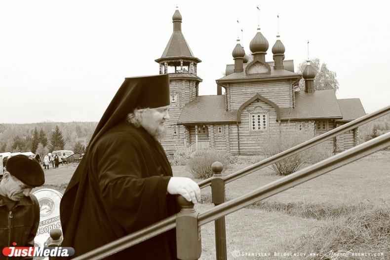 В епархии рассказали о состоянии больных коронавирусом монахов и послушников Верхотурского монастыря - Фото 1