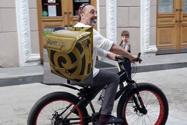 Прокуратура потребовала заблокировать мошеннический сайт с продажей билетов на спектакли Коляды - Фото 1