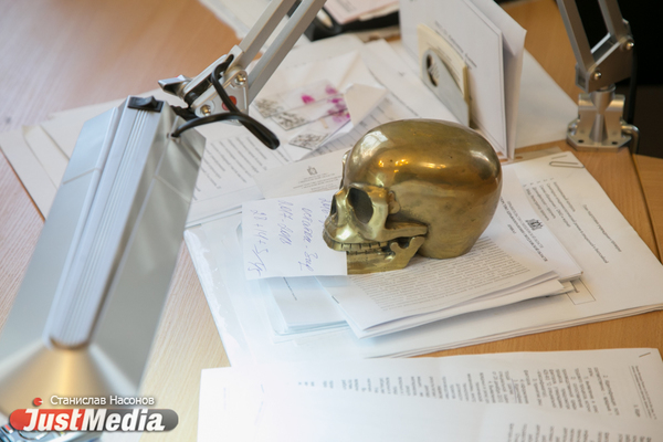 Сколько времени уходит на то, чтобы случай смерти от коронавируса попал в статистику