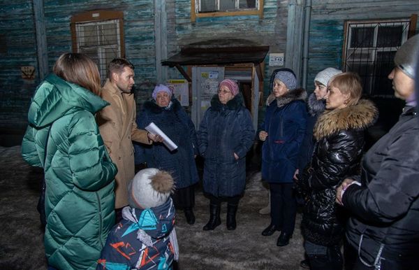 В «Атомстройкомплексе» заявили, что не причастны к поджогам домов на Уралмаше - Фото 1