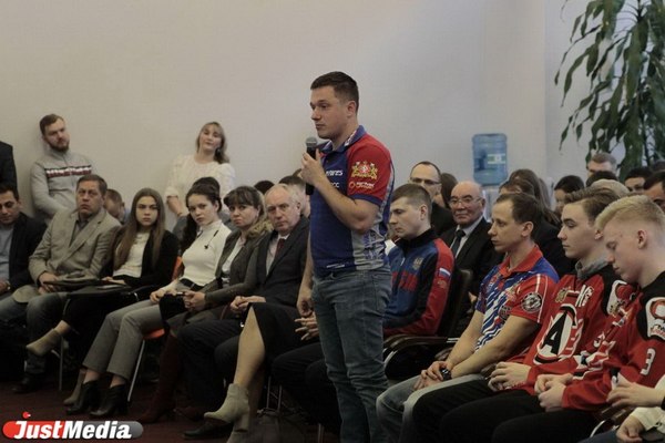 Гонщик Карякин пожаловался новому министру спорта, что бизнесмены отказались спонсировать его команду  - Фото 1