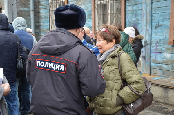 Полиция возбудила уголовные дела по поджогам домов на Уралмаше - Фото 1