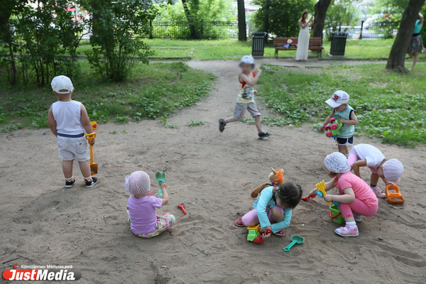 В Свердловской области родителям за детей от 3 до 7 лет начнут выплачивать ежемесячно по 5700 рублей - Фото 1