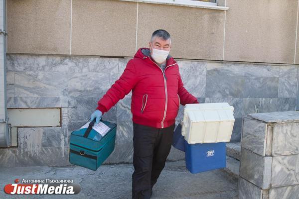 Жительницу Верхнего Тагила увезли в Екатеринбург с подозрением на коронавирус - Фото 1