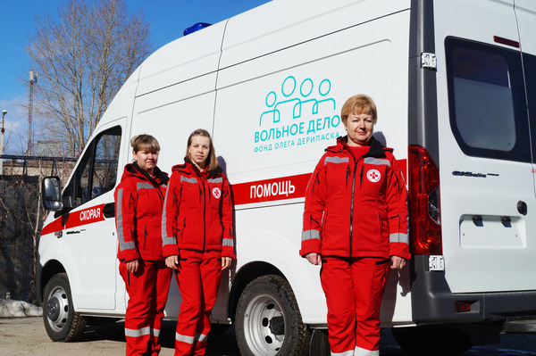 Дерипаска купил для Свердловской области три машины скорой помощи для борьбы с коронавирусом - Фото 1