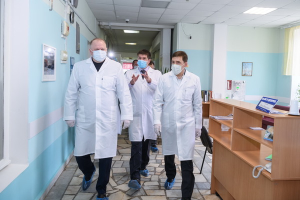 В Екатеринбурге из-за угрозы распространения коронавируса дополнительно развернуто более двух тысяч коек - Фото 1