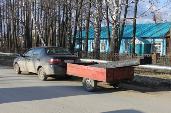 В Свердловской области отец и сын похитили шпалы, чтобы построить теплицу - Фото 1