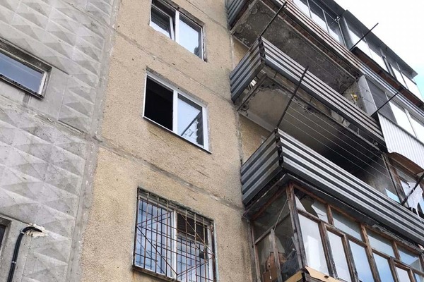 В Екатеринбурге будут судить местного жителя, который 23 февраля убил собутыльника и поджег его квартиру - Фото 1