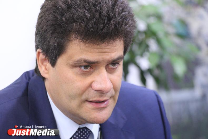Мэр Высокинский пообщается с жителями Екатеринбурга по телефону - Фото 1