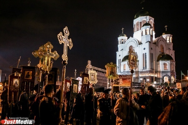 Санитарные нормы на Крестном ходу в Свердловской области будут согласовываться с региональными властями
