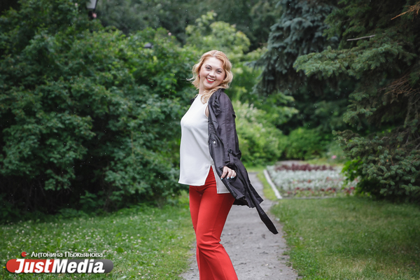 Любовь Файзулина, ГИБДД Екатеринбурга: «Любая погода хороша, если есть с кем делиться хорошим настроением». В Екатеринбурге +35 